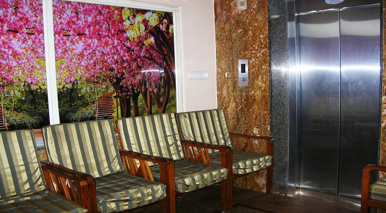 Athidhi Residency Otel Tirupati Dış mekan fotoğraf