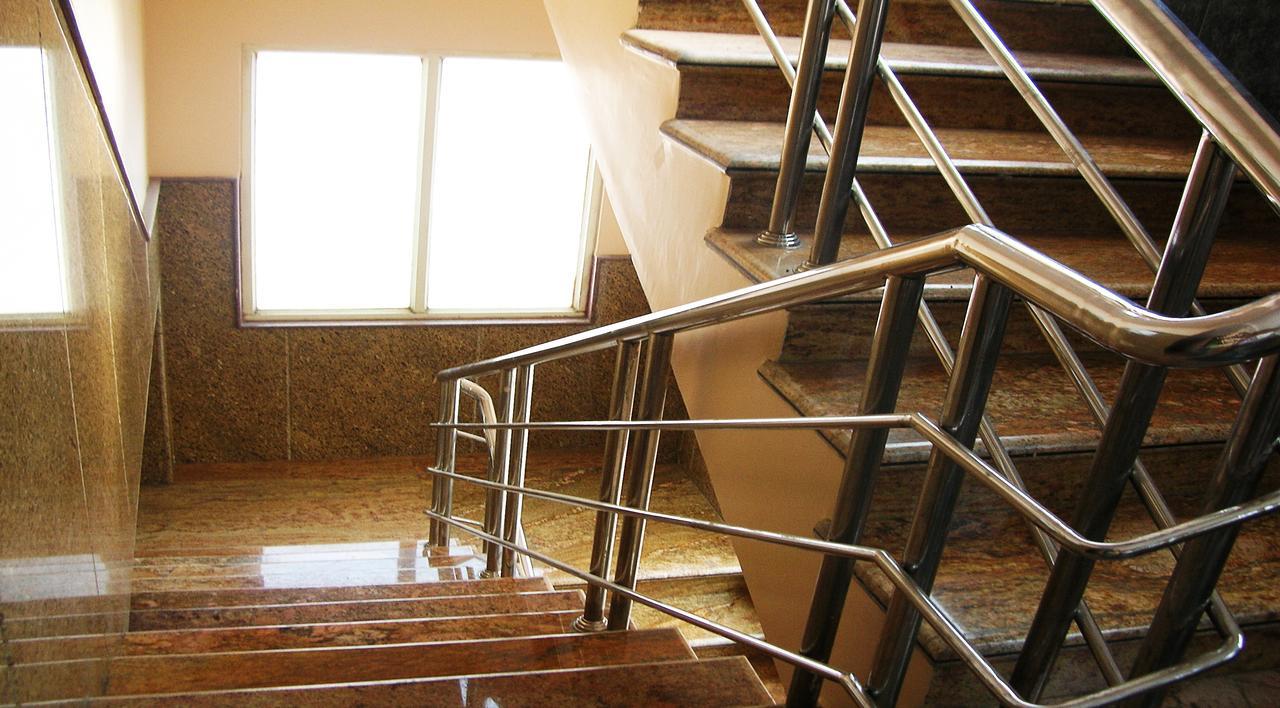 Athidhi Residency Otel Tirupati Dış mekan fotoğraf